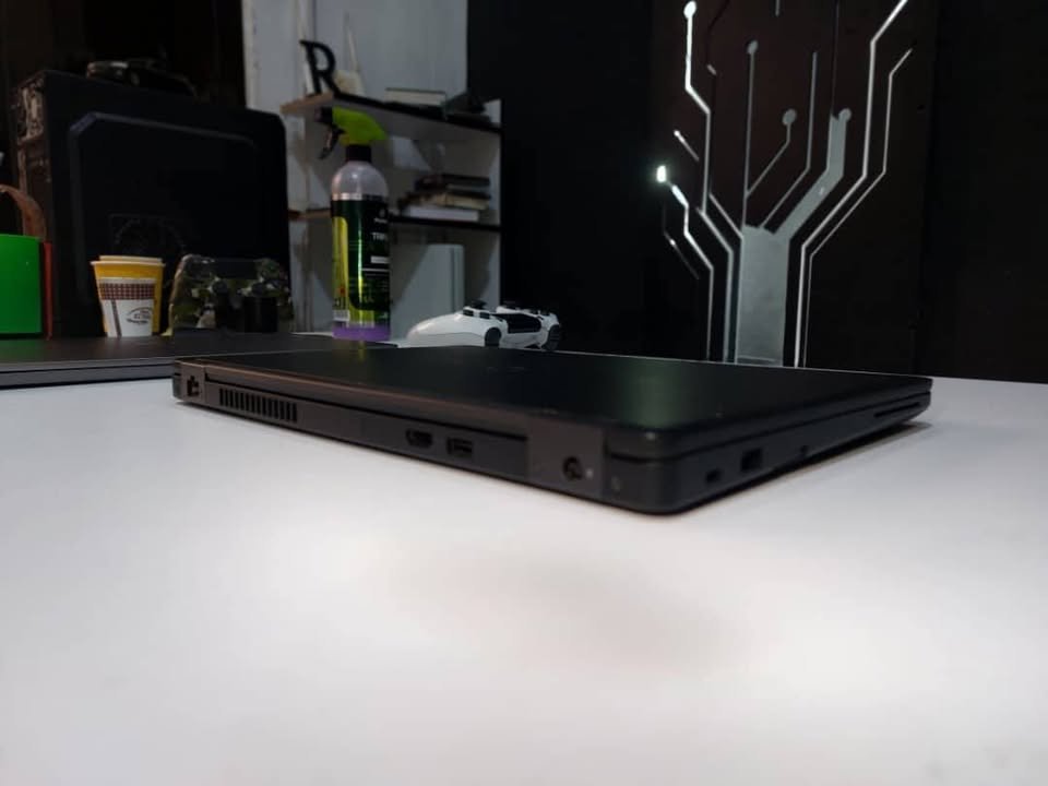 Dell Latitude 5490